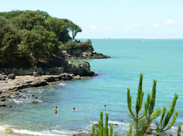 Balades, plages, et peche à pied, les loisirs de l'ile d'Aix en Charente Maritime